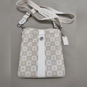 Coach Vintage Poppy rare crossbody bag